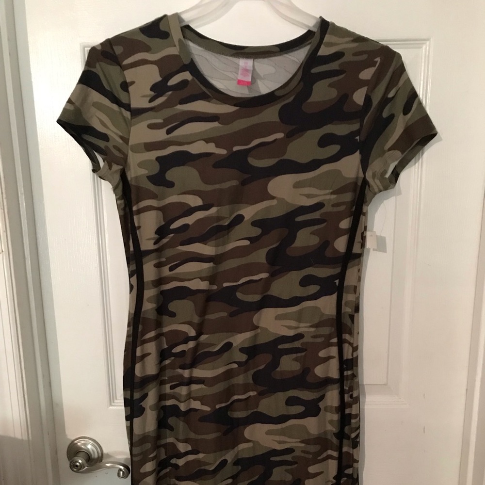 No Boundaries camouflage dress